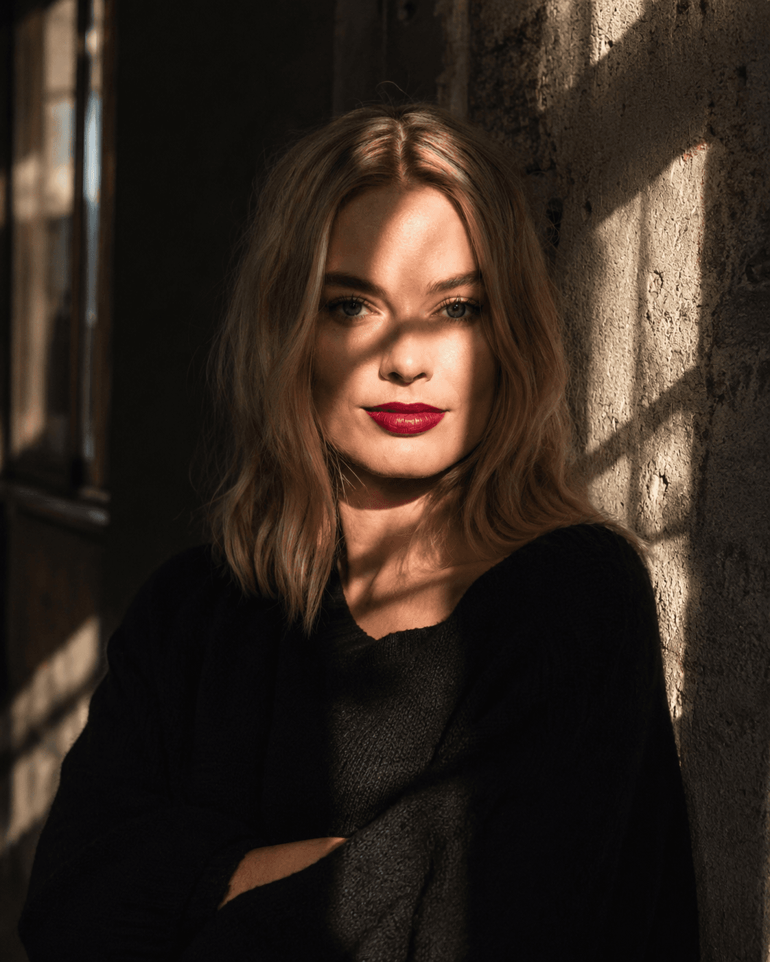 Luxury Cinematic Chiaroscuro Portrait Prompt | Golden Hour Editorial AI Photo — AI prompt result