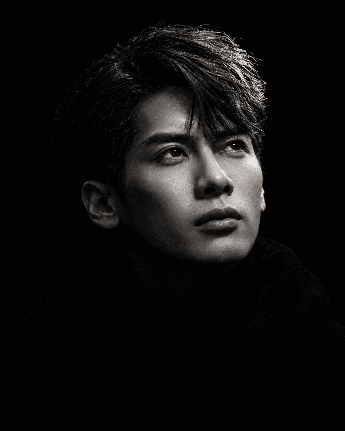 Cinematic Black & White Portrait AI Prompt | Chiaroscuro — AI prompt preview 3 of 4